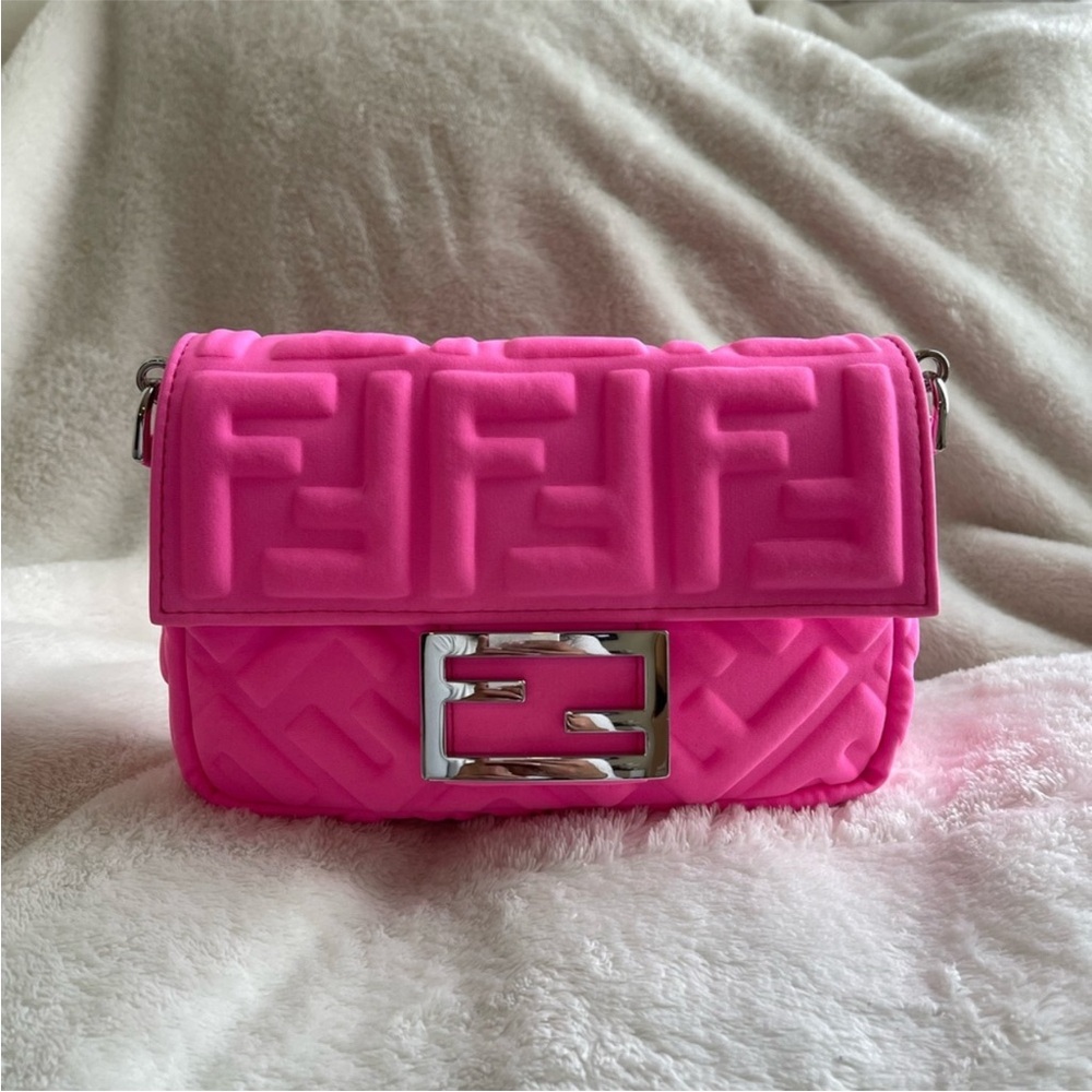 FENDI Nicki Minaj Mini FF Embossed Crossbody Shoulder Pink Handbag 💖